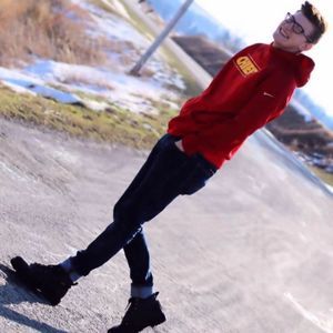 Meet your Posher, Dylan